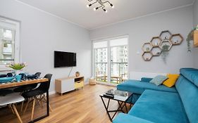 Albatross Towers Przymorze Apartments by Renters
